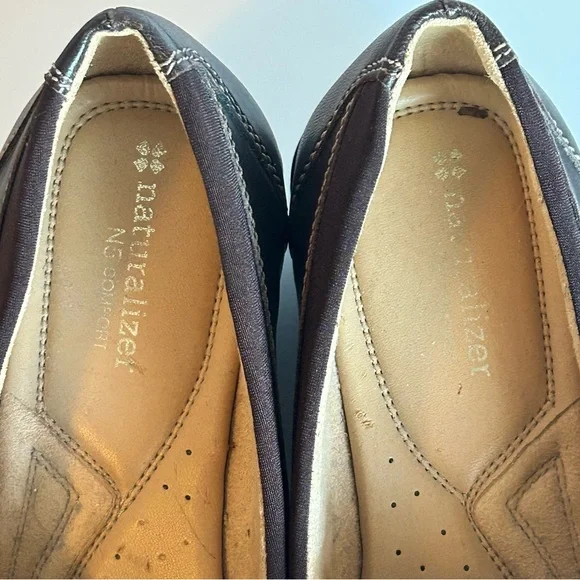 Naturalizer Slip-On Brown Comfort Loafers - Picture 3 of 10